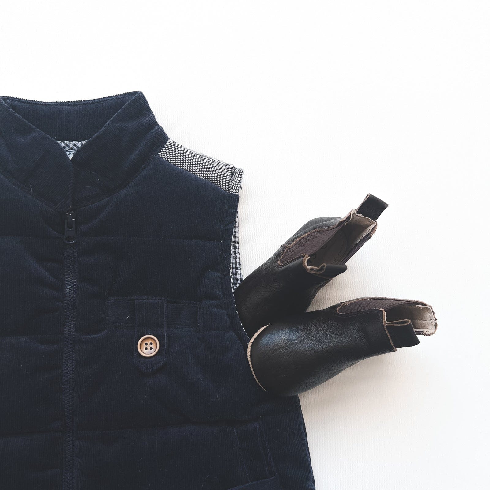 Love Henry outerwear Baby Boys Cooper Puffer Vest - Navy Corduroy