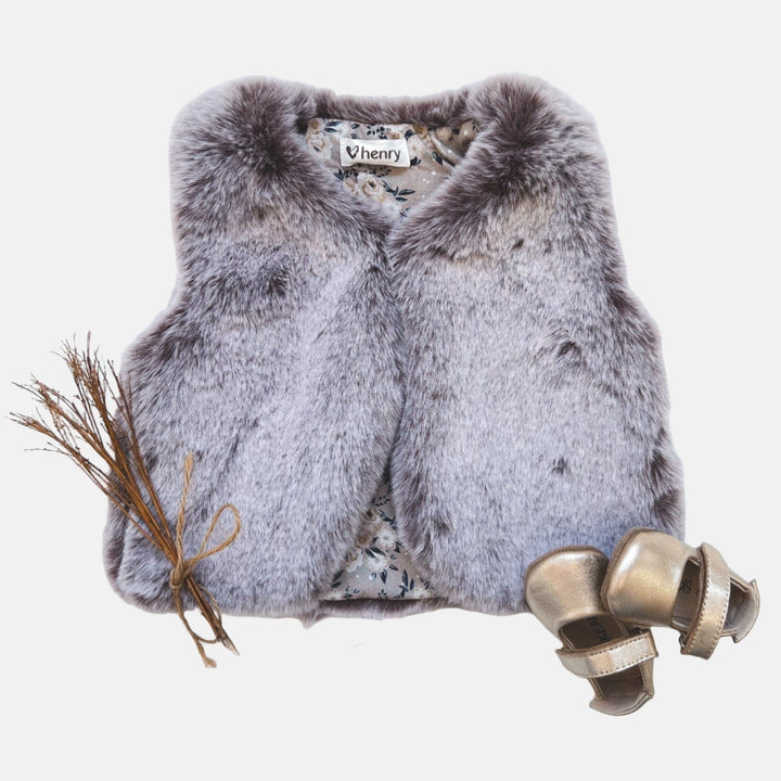 Love Henry Outerwear Girls Fur Vest - Snow Mauve