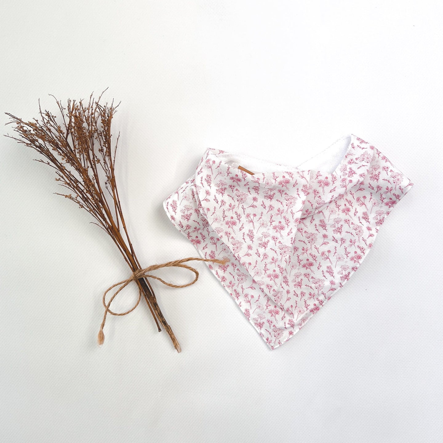 Love Henry Accessories One Size Baby Girls Dribble Bib - Fushia Flowers