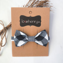 Load image into Gallery viewer, Love Henry Accessories One Size Boys Bow Tie - Large Navy Check
