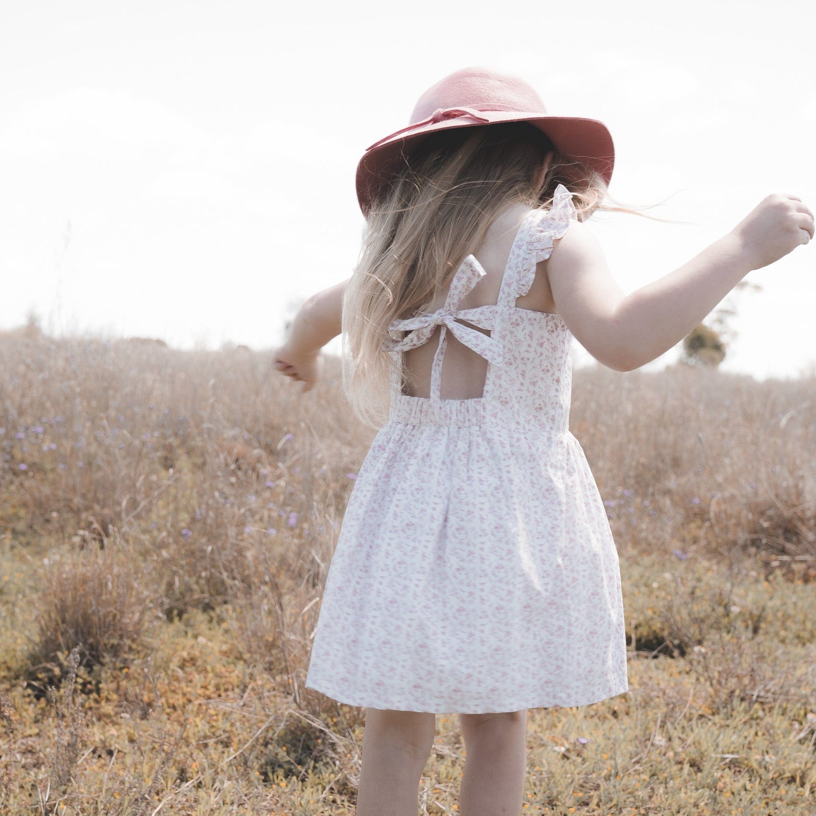 Love Henry Dresses Girls Ellie Dress - Fushia Floral