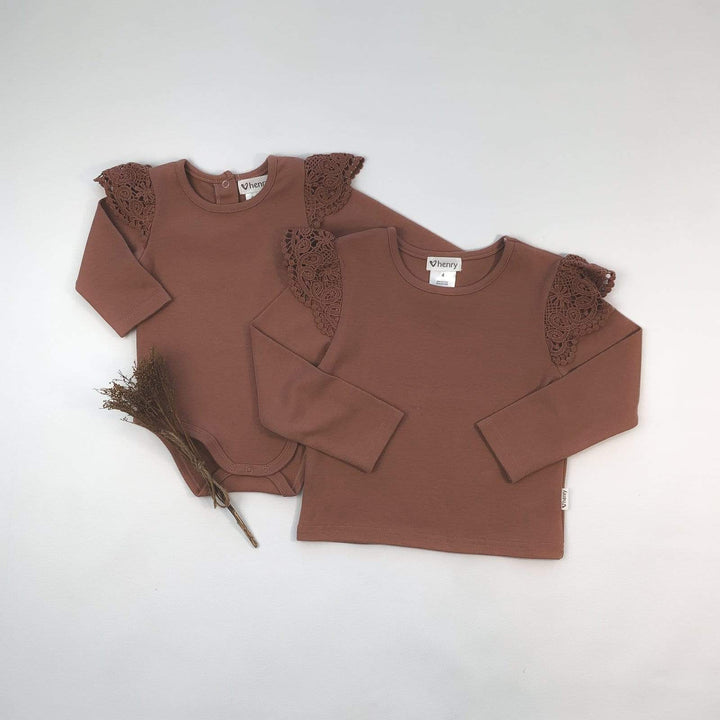 Love Henry Tops Girls Lace Sleeve Top - Rust